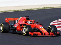 Vettel Jadi yang Terbaik di Hari Kedua