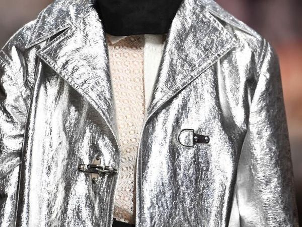 Tren Hijab Topi Baseball yang Dipakai Dior Hingga Vivi Zubedi