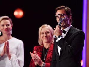 Terpesona Para Bintang Olahraga Hingga Benedict Cumberbatch di Laureus Award 2018