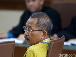 Jaksa Sebut Ketua PT Manado Terima Suap untuk Akreditasi Pengadilan
