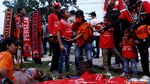 Pedagang Atribut Persija Serbu GBK