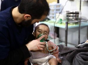 Douma Dibom Rezim Suriah, Sejumlah Warga Sesak Napas