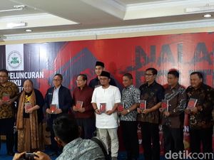 Luncurkan Buku, Dahnil Sebut Politik Indonesia Dipenuhi Fans Boy