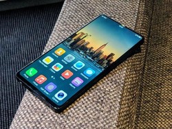 Ponsel Inovatif Vivo APEX Siap Dijual