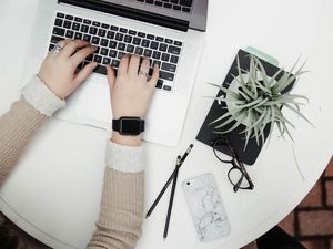 Beda Copywriting dan Content Writing Beda Copywriting dan Content Writing