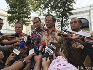 Jokowi Panggil Empat Pakar Hukum, Minta Pendapat UU MD3 dan RKUHP