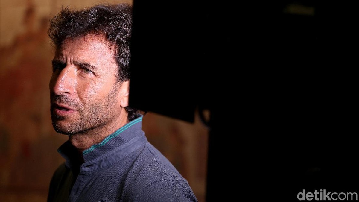 Luis Milla memanfaatkan pertandingan Liga 1 dan pramusim untuk mencari pemain (Rengga Sancaya/detikcom)