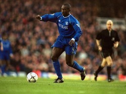 Jimmy Floyd Hasselbaink- 2 Sepatu Emas Premier League (1998–99, 2000–01). Foto: Clive Mason /Allsport