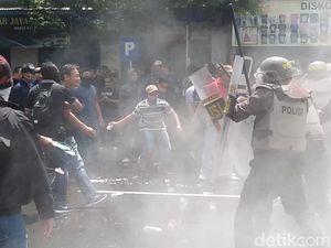 Ketika Gas Air Mata Sempat Bubarkan Simulasi Pilgub Jateng di Rembang