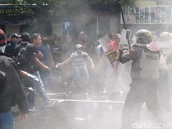 Ketika Gas Air Mata Sempat Bubarkan Simulasi Pilgub Jateng di Rembang