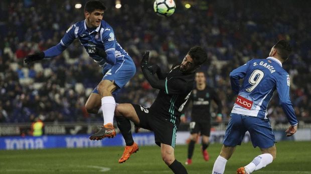 Espanyol mampu mencetak gol ke gawang Real Madrid di masa injury time.