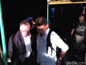 6 Jam Geledah Yacht Rp 3,5 Triliun, Polri-FBI Sita Sejumlah Barang 6 Jam Geledah Yacht Rp 3,5 Triliun, Polri-FBI Sita Sejumlah Barang