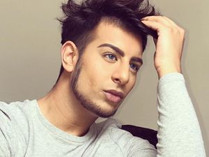 Pengakuan Pria yang Kecanduan Selfie, Sehari Bisa 200 Kali