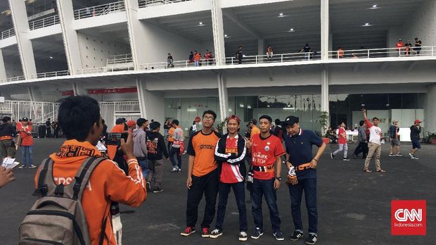 Suporter Persija diharapkan bisa lebih dewasa saat menyaksikan Macan Kemayoran melakoni laga kandang.