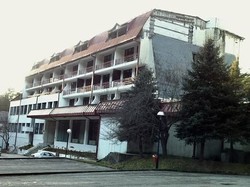 Seluruh Kamar Hotel Ini Bekas Tempat Perkosaan dan Penyiksaan