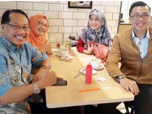 Kata dr. Gia yang Kisah Cinta dan Kesetiaan Ayahnya Bikin Netizen Baper Kata dr. Gia yang Kisah Cinta dan Kesetiaan Ayahnya Bikin Netizen Baper