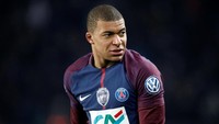 6. Kylian Mbappe (Paris Saint-Germain & Prancis) – 43 poin. (Foto: Charles Platiau/Reuters)