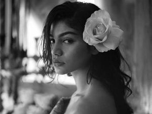 Cantiknya Jihane Almira Chedid Bikin Naksir