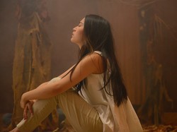 Sehari Gentayangan, Nini Thowok Tambah Layar