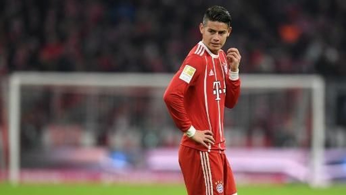 James Rodriguez mencetak salah satu gol terbaik di Bundeliga 2017/2018 (Christof Stache/AFP Photo)