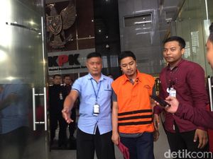 KPK Tahan Ayah-Anak Cagub Sultra dan Wali Kota Kendari KPK Tahan Ayah-Anak Cagub Sultra dan Wali Kota Kendari