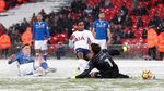 Pesta Gol Spurs di Bawah Guyuran Salju