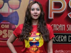 Aura Kasih Minta Maaf Disangka Comot Foto Orang di Instagram