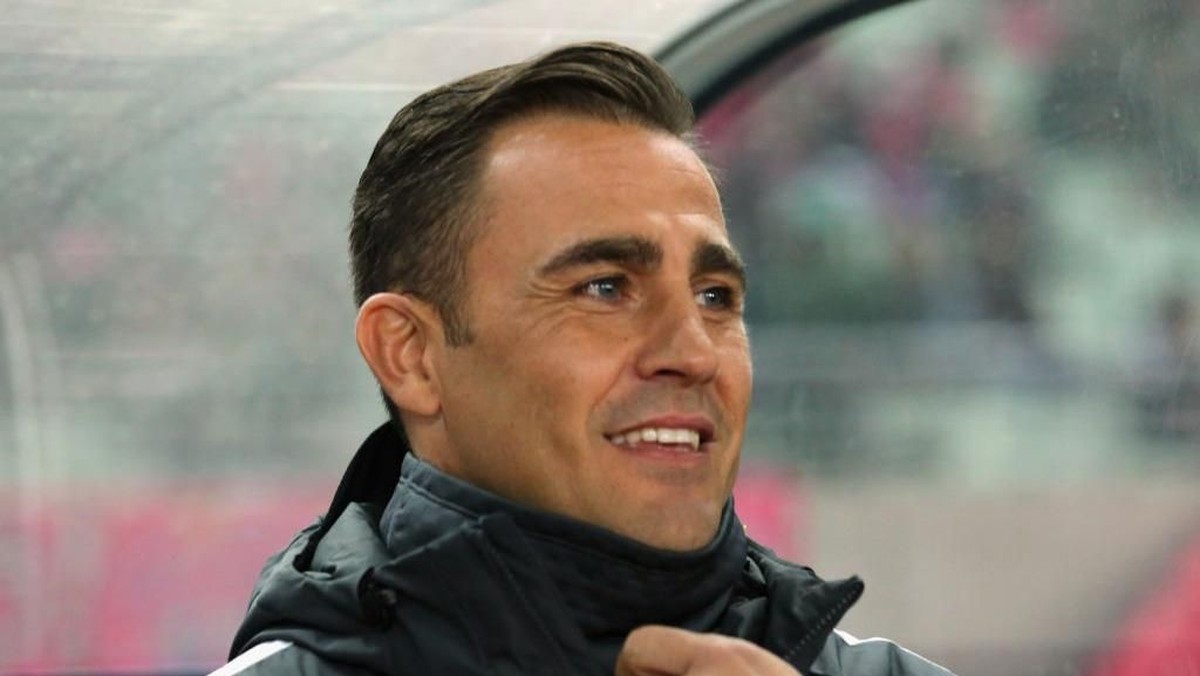 Fabio Cannavaro mau melatih Napoli secara cuma-cuma. (Foto: Buddhika Weerasinghe/Getty Images)