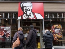 Setelah Krisis Ayam, Penggemar KFC Inggris Kini Kesal karena Kelangkaan Saus Gravy