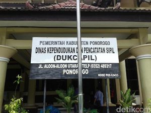 Dispendukcapil Ponorogo Klaim Kartu Identitas Anak Tidak Urgent Dispendukcapil Ponorogo Klaim Kartu Identitas Anak Tidak Urgent