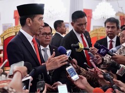 Jokowi Jawab Fitnah: Saya Lahir 1961, Masak Ada PKI Balita?