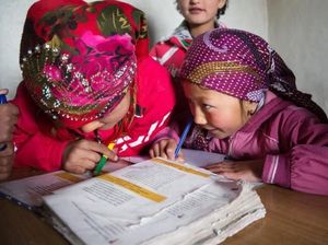 Negara Mayoritas Muslim Tajikistan: Larang Berhijab-Masjid Jadi Kedai Teh