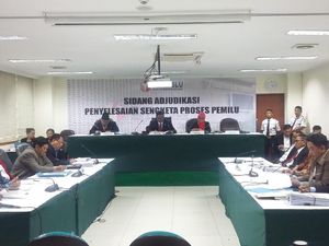 Bawaslu Putuskan Sidang Gugatan PKPI Hari Ini Bawaslu Putuskan Sidang Gugatan PKPI Hari Ini
