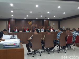 MA Tolak PK Eks Auditor BPK di Kasus Kasus Suap Harley-Fasilitas Karaoke MA Tolak PK Eks Auditor BPK di Kasus Kasus Suap Harley-Fasilitas Karaoke
