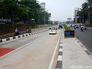 Penampakan Lalin Pagi di Lebak Bulus Usai Peresmian Underpass Kartini Penampakan Lalin Pagi di Lebak Bulus Usai Peresmian Underpass Kartini