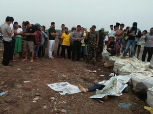 Selain Luka Sayatan di Leher, Pria Jember Juga Dipukul Batu