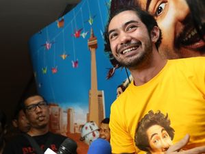 Reza Rahadian Setuju, Beli Ijazah Demi Dapat Gelar Itu Salah!