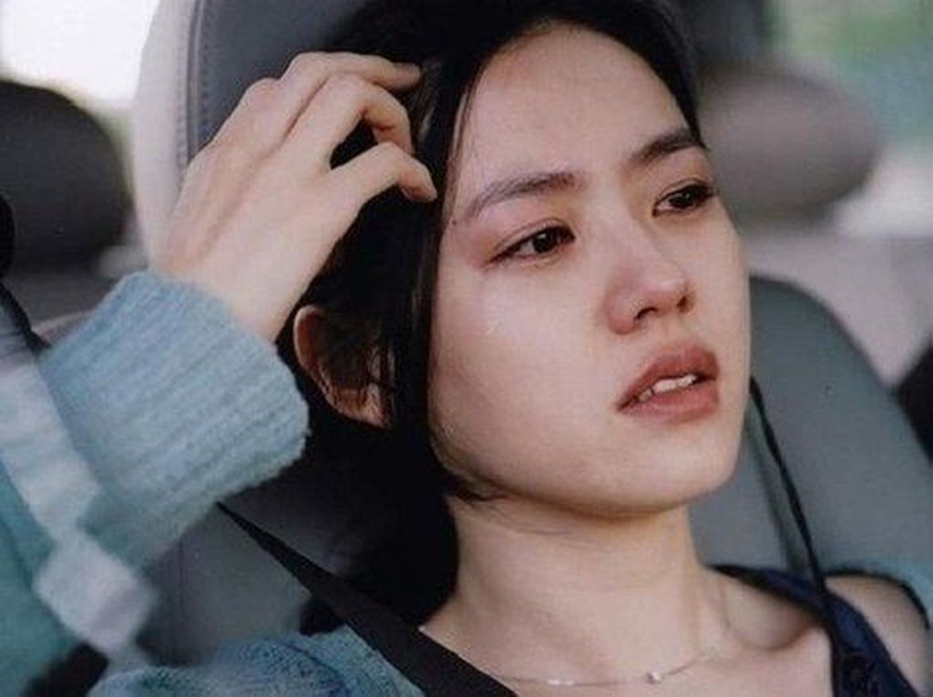 Lagi Nangis, 10 Aktris Drama Korea Ini Cantiknya Nggak Luntur