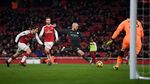 Kursi-Kursi Kosong di Emirates Jadi Saksi Kekalahan Telak Arsenal