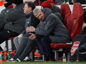 Demi Wenger, Arsenal Harus Segera Umumkan Pergantian Manajer