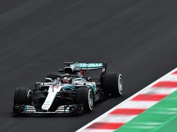Hamilton Puncaki Tes Hari Terakhir