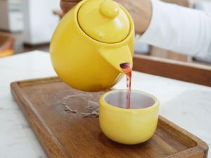 Sensasi Segar Semerbak Teh Bunga, Teh Buah, dan Teh Susu