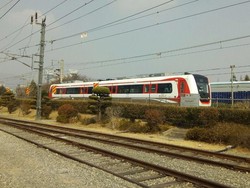 Kedatangan Kereta LRT Jakarta dari Korsel Terhambat Cuaca