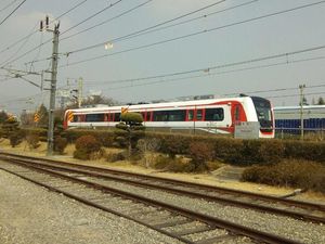 Kedatangan Kereta LRT Jakarta dari Korsel Terhambat Cuaca Kedatangan Kereta LRT Jakarta dari Korsel Terhambat Cuaca