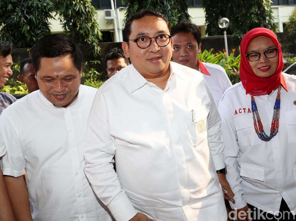 Fadli Zon Ungkap Isi Pertemuan Gatot dan Prabowo