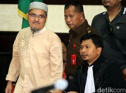 Jonru Divonis 1,5 Tahun Penjara