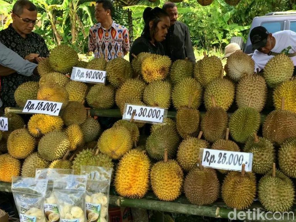 Viral Video Pria Masak Tumis Kulit Durian