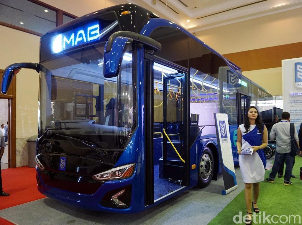 Tak Kerja Sama dengan Transjakarta, Bus Listrik Moeldoko Diuji Coba PLN Disjaya Tak Kerja Sama dengan Transjakarta, Bus Listrik Moeldoko Diuji Coba PLN Disjaya