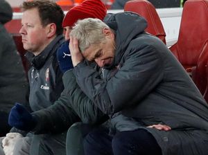 Menunggu Surat Pengunduran Diri Monsieur Wenger Menunggu Surat Pengunduran Diri Monsieur Wenger