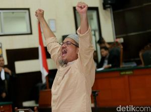 Banding Kandas, Jonru Tetap Dibui 18 Bulan karena Sebar Kebencian Banding Kandas, Jonru Tetap Dibui 18 Bulan karena Sebar Kebencian